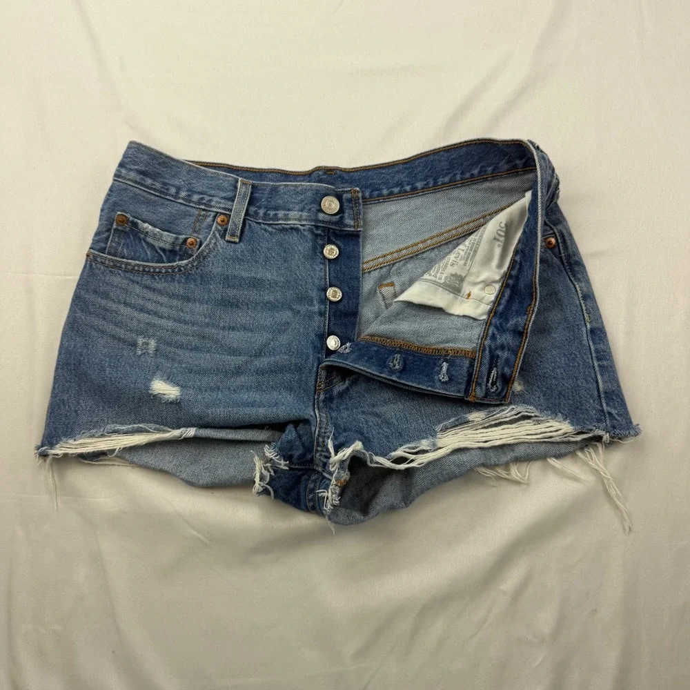 Levi's 501 Original Denim Shorts Women 29 Blue Distressed Cut Off High Rise